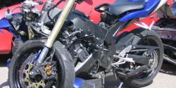 YamahaR1_Pfahlbronn-002.jpg